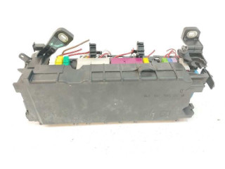 Pojistková skříňka Řídící jednotka BSM A2465402614, A2455402714 Infiniti QX30 2016