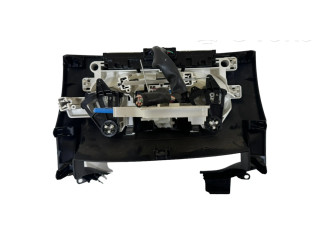 Блок управления климат-контролем Daihatsu Sirion