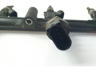 Vstřikovací lišta 06K133681C, 06L906031A Volkswagen Tiguan