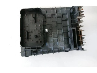 Блок предохранителей 1k0937125, 233185560 Volkswagen Golf Plus