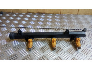 Vstřikovač 9630333080 Citroen C5 pro benzínový / Газ motor 3.0