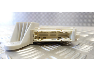 Pojistková skříňka 8267030350 Lexus GS 250 350 300H 450H 2013