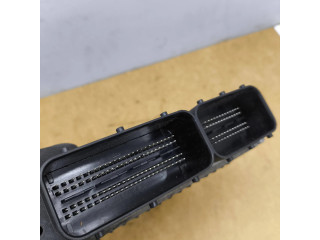 Řídící jednotka A6421508378, 0281013725 Mercedes-Benz E W211 2007