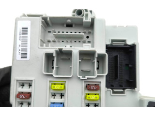 Блок предохранителей 68233380AC, 503441271211 Jeep Cherokee