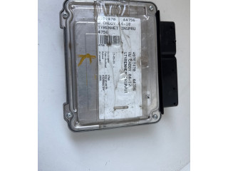 Řídící jednotka 03G906021PF, 03G906021AB   Volkswagen Caddy 2008