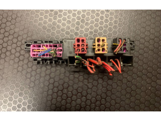 Блок предохранителей 8L0941822A, 896068500 Audi A6 S6 C5 4B