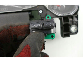 Přístrojová deska Audi A8 S8 D3 4E 2010 4E0920951J