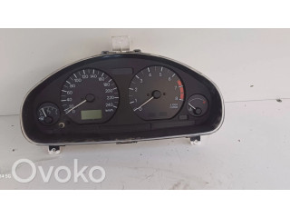Панель приборов MR308402, 0P0231 Mitsubishi Carisma