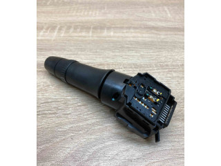 Ручка стеклоочистителей Mitsubishi L200 2006 - 2014 года E532016