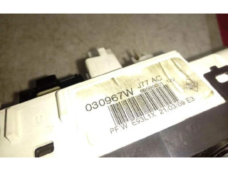 Блок управления климат-контролем    Renault Clio I