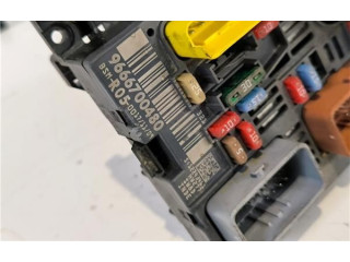 Блок предохранителей 9666700480 Citroen C4 I