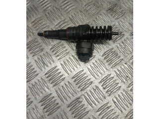 Форсунка 038130073J    Skoda Fabia Mk1 (6Y)   