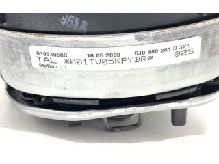 Подушка безопасности водителя 5J0880201D Skoda Fabia Mk2 (5J)