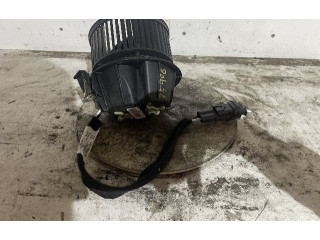 Вентилятор печки    272106020R, 272106020R   Dacia Duster