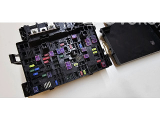 Блок предохранителей 68460093AC, P68462345AB Jeep Grand Cherokee WL