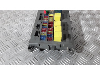 Блок предохранителей 52010565B, 737910 Land Rover Freelander