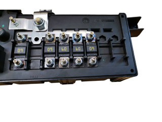 Блок предохранителей 8637841, 518717004 Volvo S60