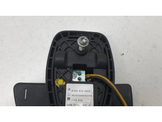 Мултифункционный включатель управления / ручка