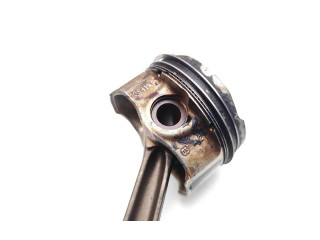 Поршень с шатуном N20B20A N20B20A BMW Z4 E89