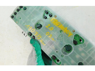 Přístrojová deska Mazda Premacy 2003 CB84A