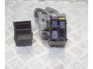   Pojistková skříňka    Dodge Stealth 1994