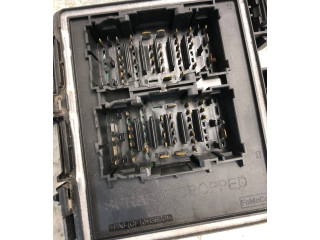 Блок предохранителей JX6T14A094AE, JX6T-14A094-AE   Ford Focus    