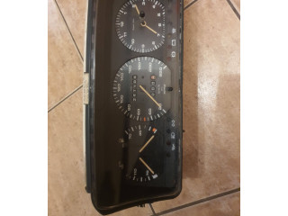 Панель приборов 357919033AC, 6160462016   Volkswagen PASSAT B3       