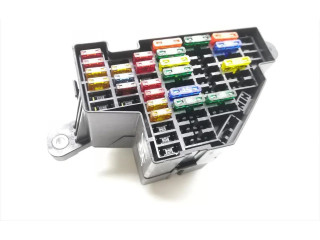 Блок предохранителей 2635127-010101   Audi A3 S3 8P    