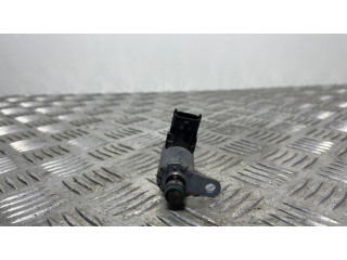 Другая деталь отсека двигателя