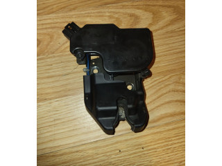 Замок багажника     Honda Accord 2003 - 2007 года