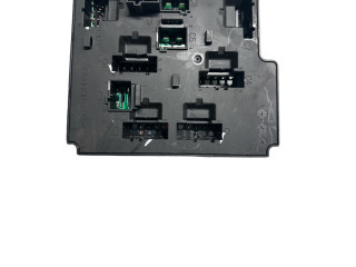 Блок предохранителей  31473771   Volvo XC90    