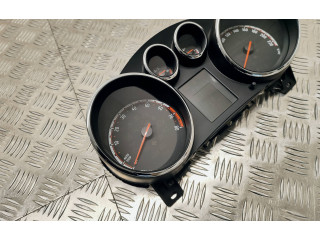 Панель приборов 13420513, 600775881   Opel Meriva B       