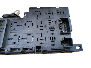 Блок предохранителей 9494207, 518323001 Volvo S80