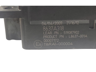 Блок предохранителей 8637A318, 116RA1000004 Citroen C-Crosser