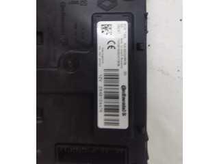 Блок комфорта Renault Clio IV