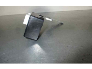 Блок предохранителей 952301G100   KIA Rio    