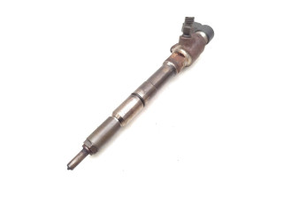 Форсунка 03L130277B Audi A3 S3 A3 Sportback 8P CAYC