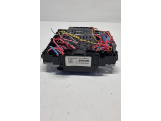 Блок предохранителей  8676286, 000001322313   Volvo V70    