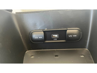 Другая центральная деталь консоли (туннеля)