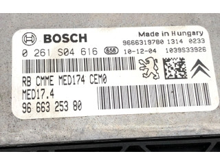 Řídící jednotka Peugeot 5008 2010