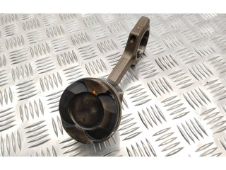 Píst 7624409, 7624408 BMW 5 GT F07 N55B30A