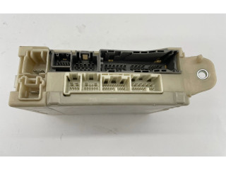   Pojistková skříňka 8273030631, 68281500   Lexus GS 300 350 430 450H 2007