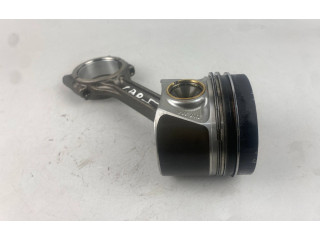 Поршень с шатуном 04LA, 011A Volkswagen Golf VII