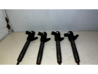 Vstřikovač 0445110320, 338002A900 Hyundai i30 pro naftový motor 1.6 D4FB