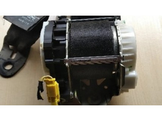 Задний ремень безопасности