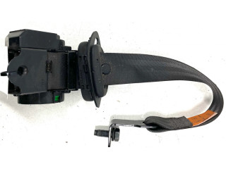 Задний ремень безопасности