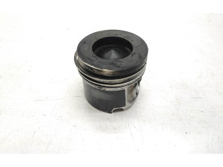 Píst 84L110 BMW 5 GT F07 N57D30A