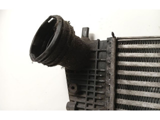 Интеркулер  1K0145803G   Audi A3 S3 8P 2.0