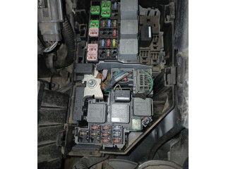 Блок предохранителей    Ford S-MAX    