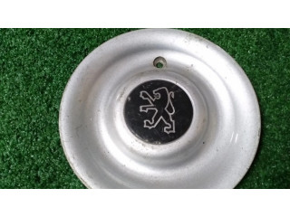 Заводская крышка (крышки) от центрального отверстия колеса